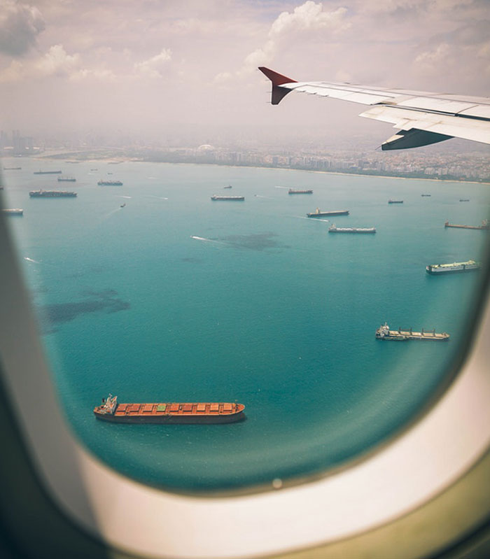 Air Freight vs Ocean Freight: Choosing the Right Option
